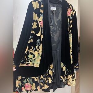 Velvet Floral Topper